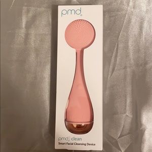 New in box Pmd Smart Facial Cleanser